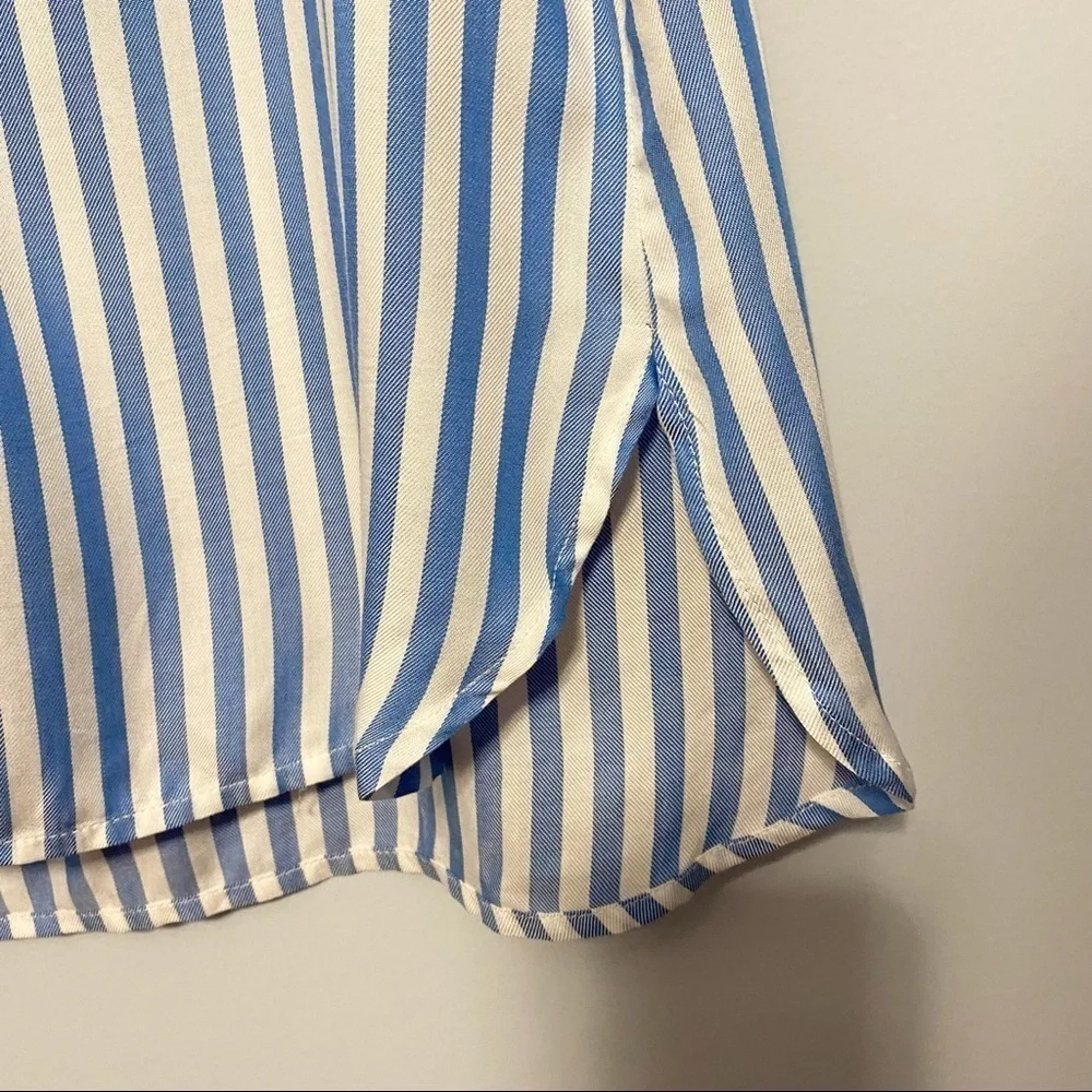 Ruby Rd. Women’s Blue & White Striped Blouse  Size M New With Tags - Picture 11 of 15